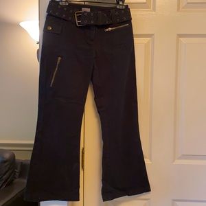 Cotton designer pants with nice details